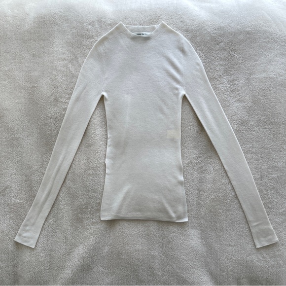 Merino Wool Side Split Top - Picture 4 of 7